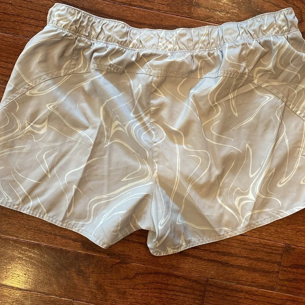 Old Navy Gray Athletic Shorts Lightweight Breathable